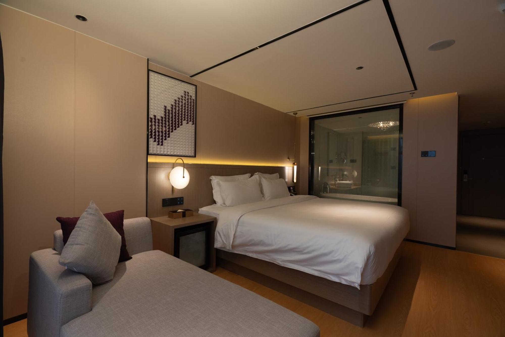 Lavande International Hotel Guangzhou Taikoo Hui Square Shipaiqiao Metro Station Branch - Free Shuttle Bus To Canton Fair Complex During Canton Fair Period & Free Vpn Internet Access Exteriér fotografie