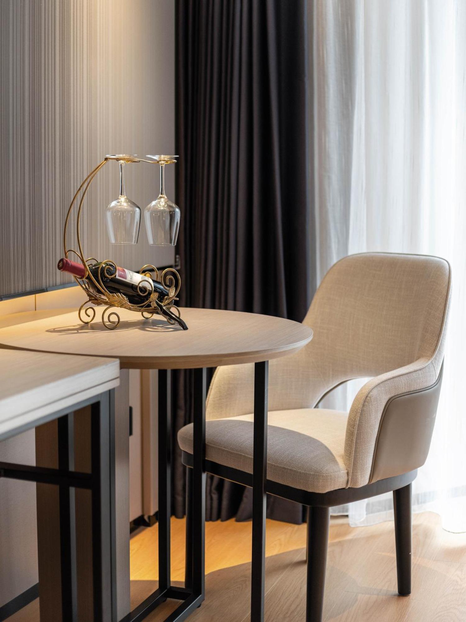 Lavande International Hotel Guangzhou Taikoo Hui Square Shipaiqiao Metro Station Branch - Free Shuttle Bus To Canton Fair Complex During Canton Fair Period & Free Vpn Internet Access Exteriér fotografie
