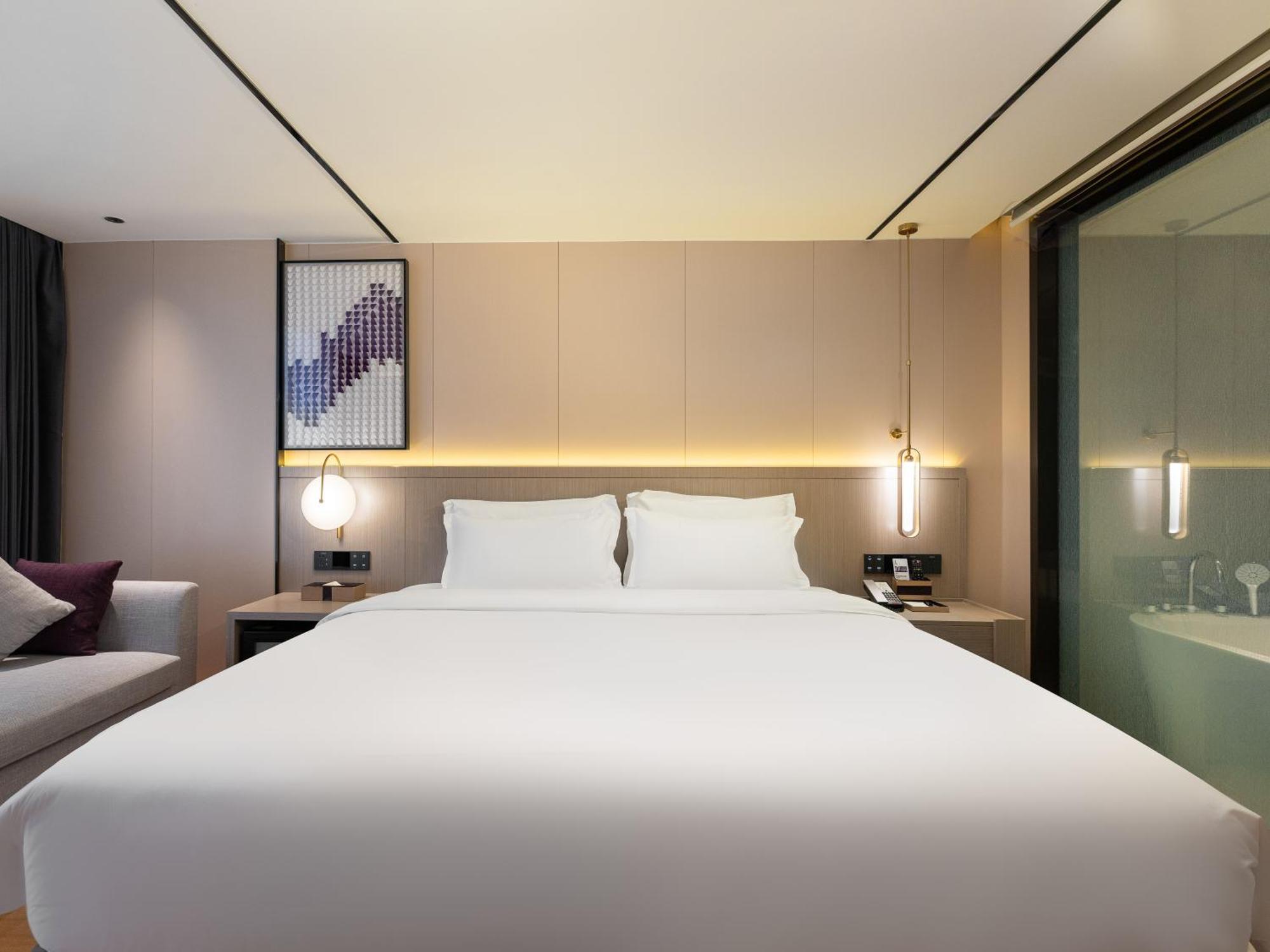 Lavande International Hotel Guangzhou Taikoo Hui Square Shipaiqiao Metro Station Branch - Free Shuttle Bus To Canton Fair Complex During Canton Fair Period & Free Vpn Internet Access Exteriér fotografie