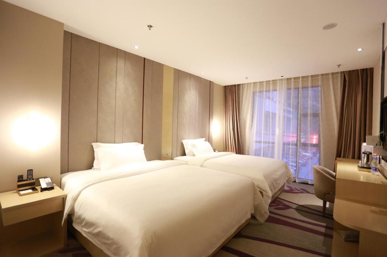 Lavande International Hotel Guangzhou Taikoo Hui Square Shipaiqiao Metro Station Branch - Free Shuttle Bus To Canton Fair Complex During Canton Fair Period & Free Vpn Internet Access Exteriér fotografie