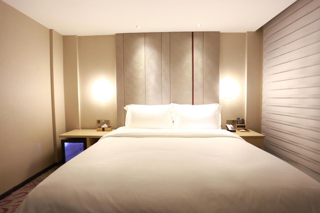 Lavande International Hotel Guangzhou Taikoo Hui Square Shipaiqiao Metro Station Branch - Free Shuttle Bus To Canton Fair Complex During Canton Fair Period & Free Vpn Internet Access Exteriér fotografie