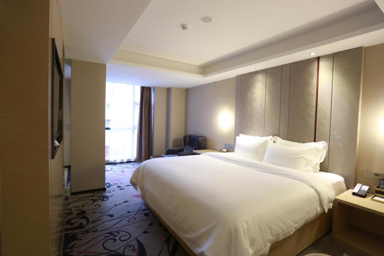 Lavande International Hotel Guangzhou Taikoo Hui Square Shipaiqiao Metro Station Branch - Free Shuttle Bus To Canton Fair Complex During Canton Fair Period & Free Vpn Internet Access Exteriér fotografie